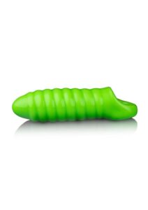 Ouch! Swirl Thick Stretchy Penis Sleeve Glow in the Dark - Green